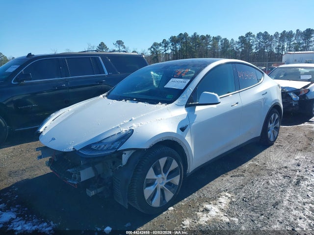 2021 TESLA MODEL Y 5YJYGDED7MF107510 Photo 1