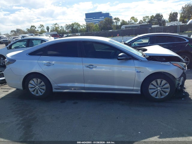 Hyundai Sonata Hybrid Se 2017 KMHE24L13HA046001 Image 13
