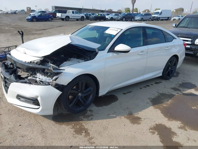 1HGCV1F3XJA007735 Honda Accord Sport