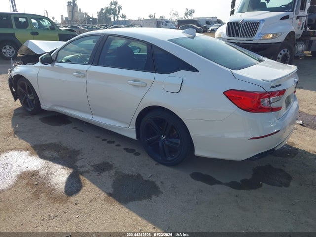 1HGCV1F3XJA007735 Honda Accord Sport
