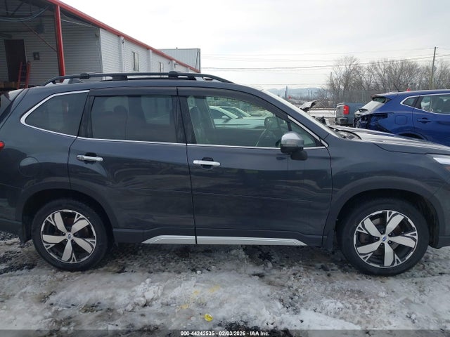 Subaru Forester Touring 2019 JF2SKAWC1KH504542 Image 13
