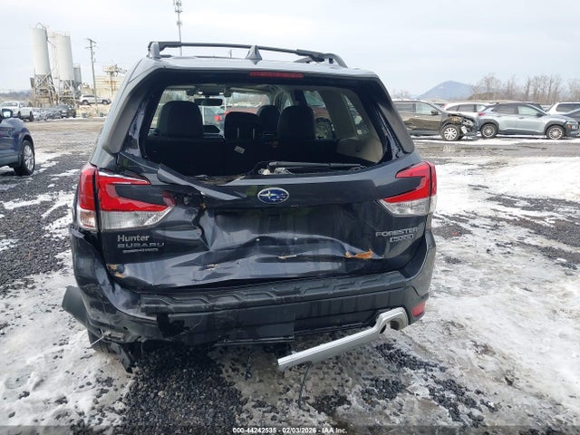 Subaru Forester Touring 2019 JF2SKAWC1KH504542 Image 16