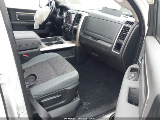 Продаж на аукціоні авто 2018 Ram 1500 Big Horn  4x4 6'4 Box, vin: 1C6RR7TM1JS226856, номер лоту: 44242537