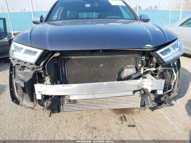 2018 AUDI SQ5 WA1A4AFY1J2225183 Photo 5