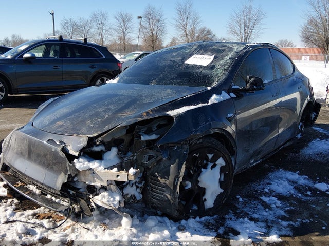 2020 TESLA MODEL Y 5YJYGDEEXLF029313 Photo 1