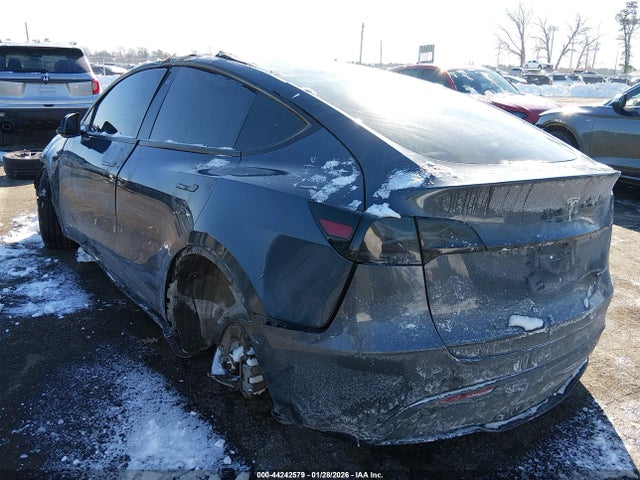 2020 TESLA MODEL Y 5YJYGDEEXLF029313 Photo 2