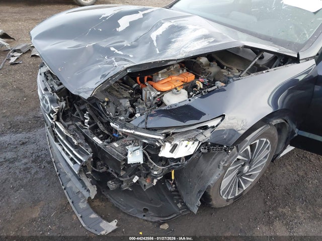 KMHL34JJ3NA040878 Hyundai Sonata Hybrid Sel