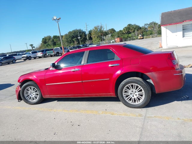 Продаж на аукціоні авто 2010 Chrysler 300 Touring/signature Series/executive Series, vin: 2C3CA5CV1AH104738, номер лоту: 44242592