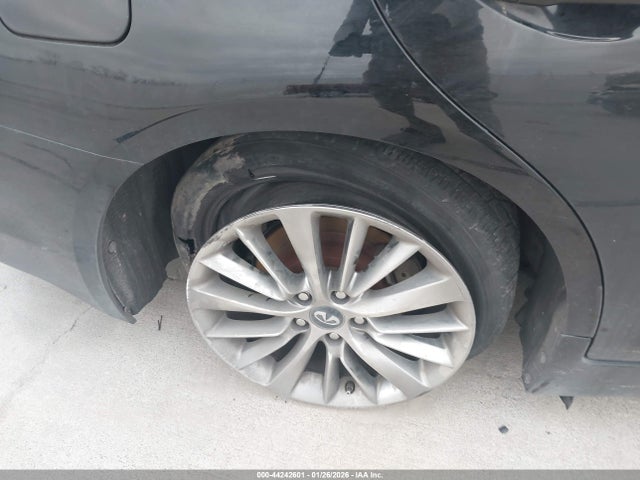 JN1EV7AP2JM363554 Infiniti Q50 3.0t Luxe