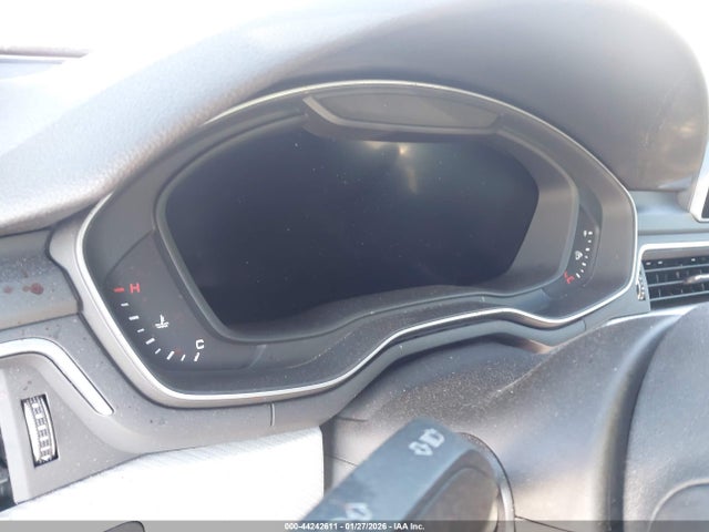 Продажа на аукционе авто 2019 Audi A5 45 Premium, vin: WAUTNAF5XKA079565, номер лота: 44242611