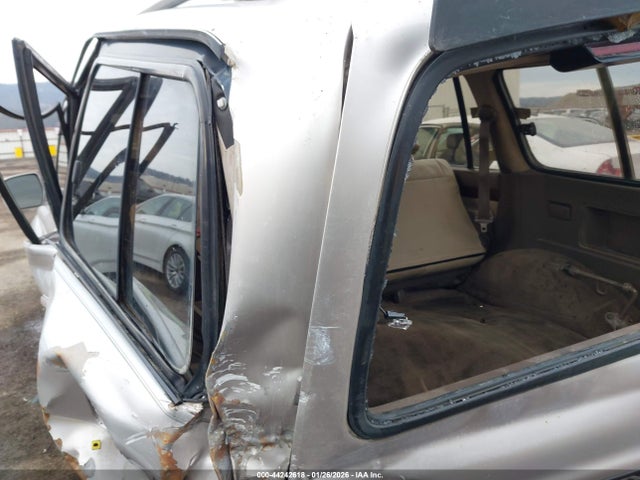 Продажа на аукционе авто 1997 Lexus Lx 450, vin: JT6HJ88J8V0187742, номер лота: 44242618