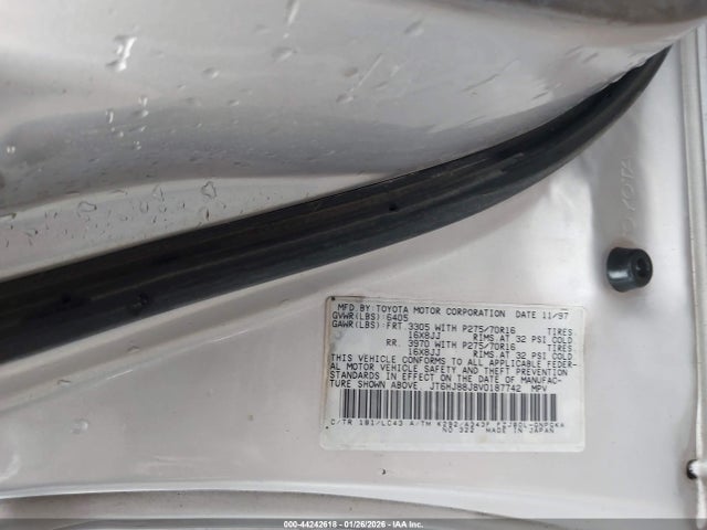 Продажа на аукционе авто 1997 Lexus Lx 450, vin: JT6HJ88J8V0187742, номер лота: 44242618