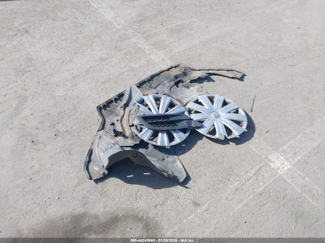 3VW267AJ2GM270567 Volkswagen Jetta 1.4t S