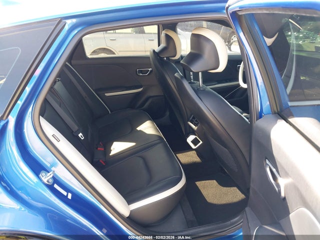 3KPFW4DC9SE142975 KIA K4 Gt-line Turbo
