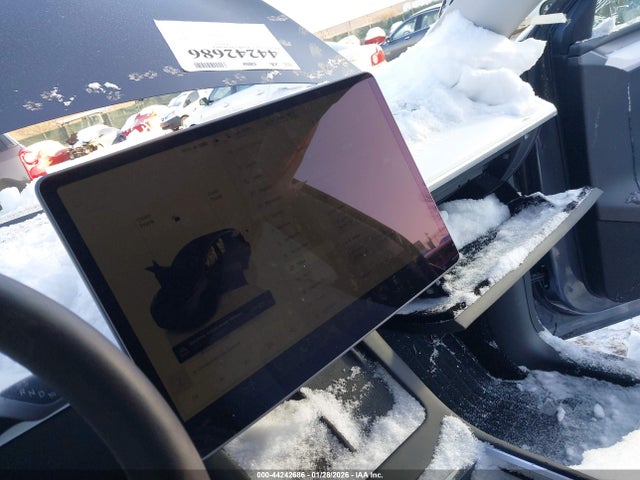 2023 TESLA MODEL Y 7SAYGDEE1PF826977 Photo 6