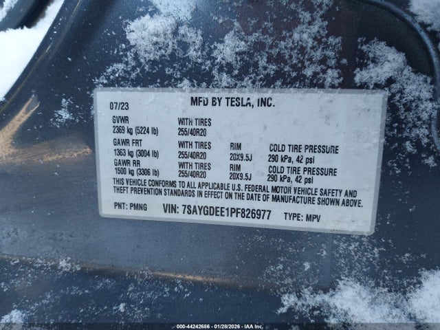 2023 TESLA MODEL Y 7SAYGDEE1PF826977 Photo 8