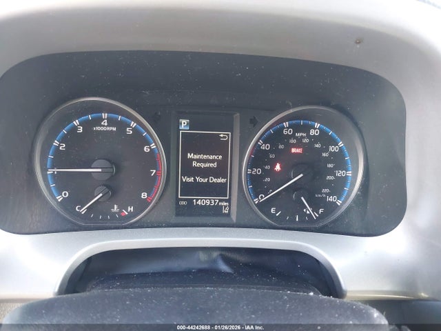 2T3ZFREVXHW388683 Toyota RAV4 LE