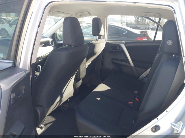 2T3ZFREVXHW388683 Toyota RAV4 LE