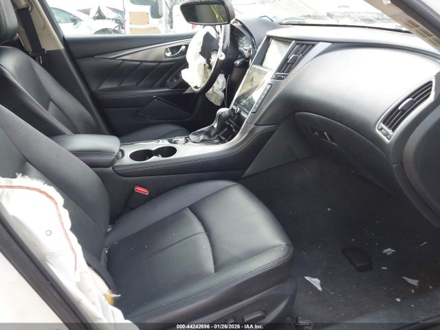44242696 :رقم المزاد ، JN1EV7AP3HM738071 vin ، 2017 Infiniti Q50 3.0t Premium مزاد بيع