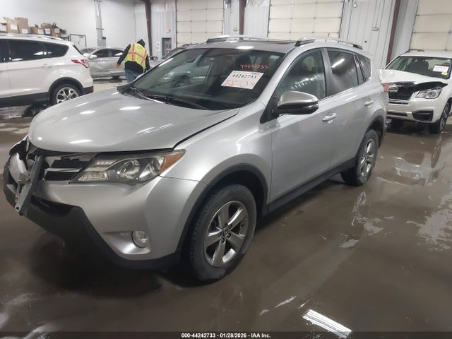 Toyota Rav4 Xle 2015 2T3WFREV8FW165686 Image 2
