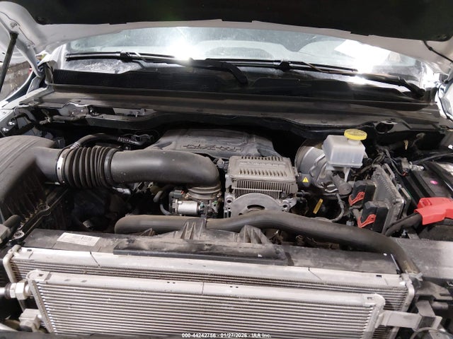 44242756 :رقم المزاد ، 1C6SRFRT1NN226841 vin ، 2022 Ram 1500 Laramie  4x4 6'4 Box مزاد بيع