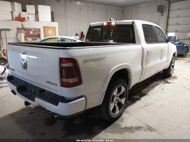 44242756 :رقم المزاد ، 1C6SRFRT1NN226841 vin ، 2022 Ram 1500 Laramie  4x4 6'4 Box مزاد بيع
