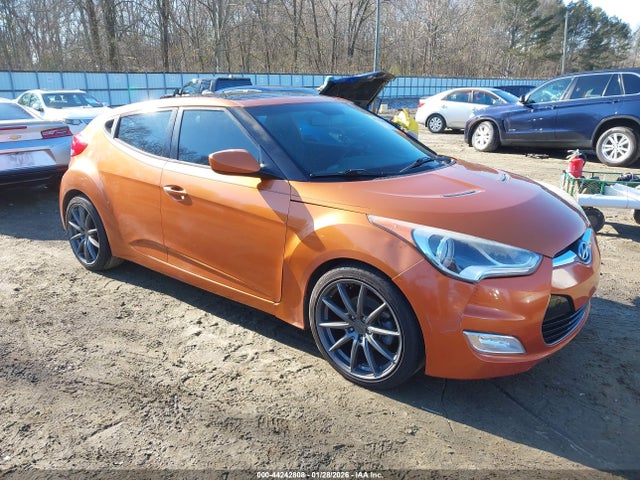 2013 HYUNDAI VELOSTER KMHTC6AD5DU137647