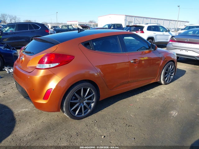 2013 HYUNDAI VELOSTER KMHTC6AD5DU137647 Photo 3