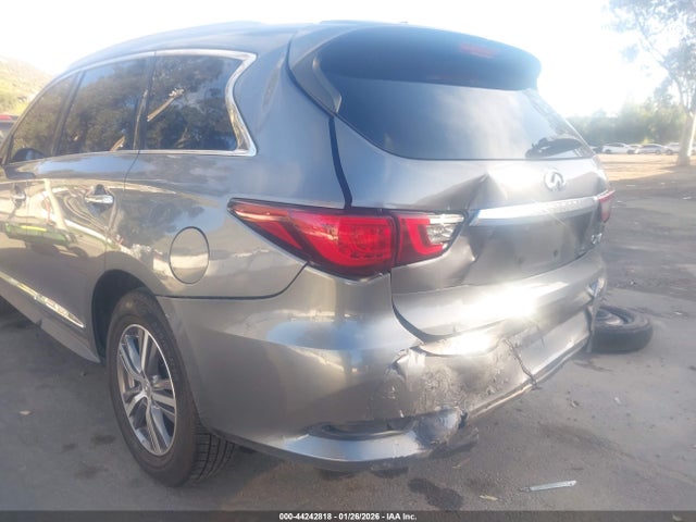 44242818 :رقم المزاد ، 5N1DL0MN9LC511803 vin ، 2020 Infiniti Qx60 Luxe مزاد بيع