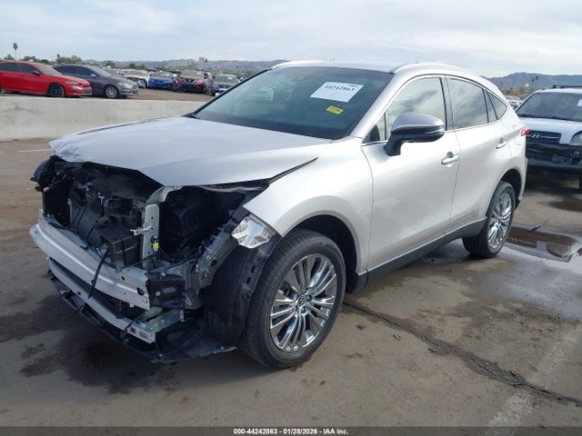 Toyota Venza Xle 2024 JTEAAAAH2RJ161657 Image 2
