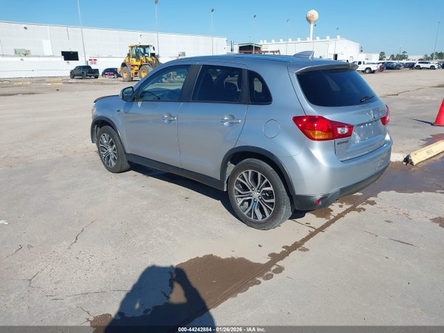 2017 MITSUBISHI OUTLANDER SPORT JA4AP3AU8HZ053839 Photo 2