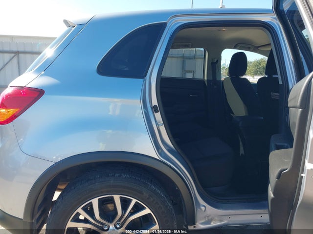 2017 MITSUBISHI OUTLANDER SPORT JA4AP3AU8HZ053839 Photo 7