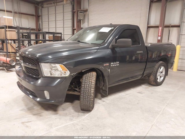 3C6JR6AT5EG203238 RAM 1500 Express