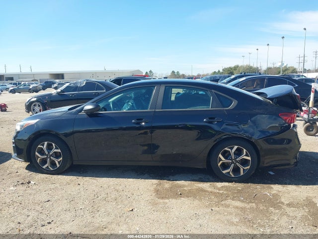 44242930 :رقم المزاد ، 3KPF24AD5LE243909 vin ، 2020 Kia Forte Lxs مزاد بيع