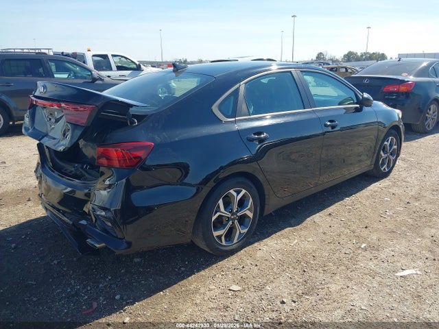 44242930 :رقم المزاد ، 3KPF24AD5LE243909 vin ، 2020 Kia Forte Lxs مزاد بيع