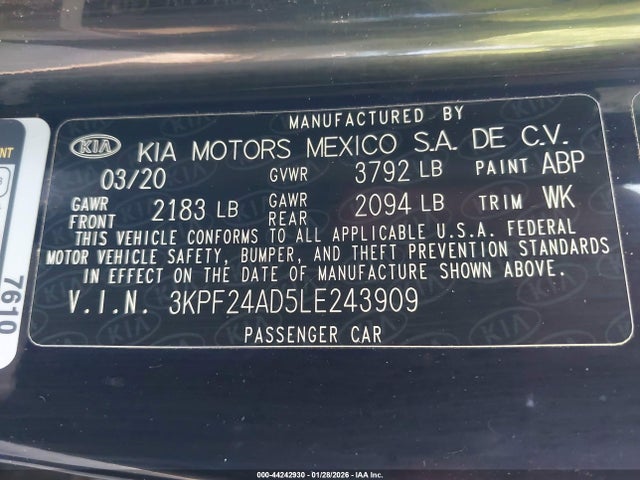 44242930 :رقم المزاد ، 3KPF24AD5LE243909 vin ، 2020 Kia Forte Lxs مزاد بيع