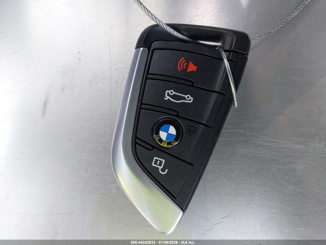 2019 BMW X3 5UXTR7C56KLE94726 Photo 10