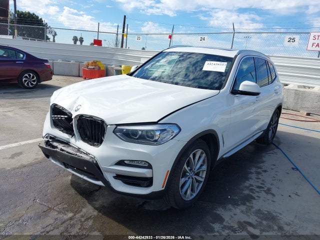 2019 BMW X3 5UXTR7C56KLE94726 Photo 1