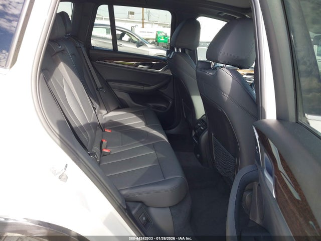2019 BMW X3 5UXTR7C56KLE94726 Photo 7