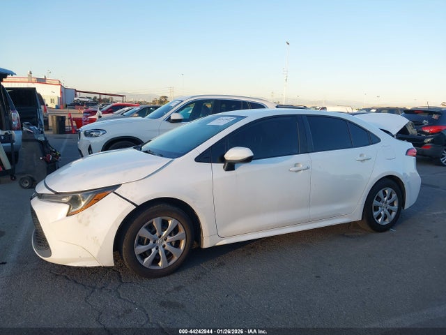 5YFEPMAE4MP251165 Toyota COROLLA LE
