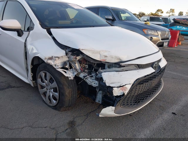 5YFEPMAE4MP251165 Toyota COROLLA LE