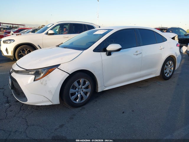 5YFEPMAE4MP251165 Toyota COROLLA LE