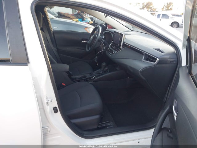 5YFEPMAE4MP251165 Toyota COROLLA LE