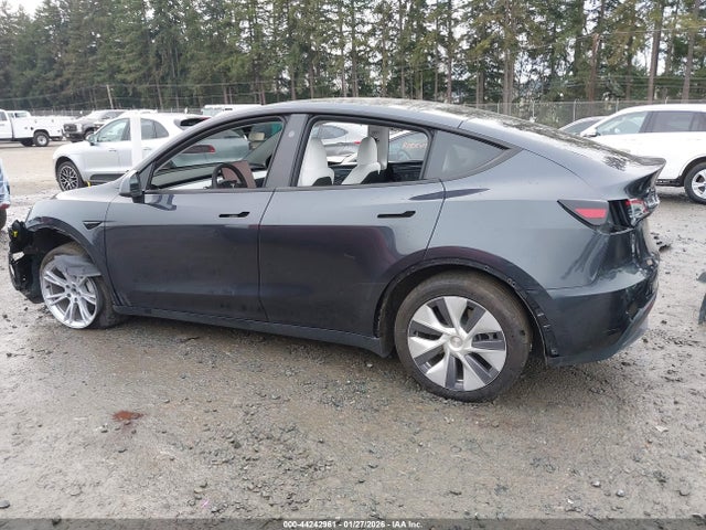 7SAYGDEE0RF085188 Tesla Model Y Long Range Dual Motor All-wheel Drive