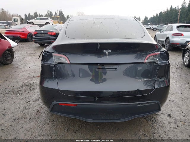 7SAYGDEE0RF085188 Tesla Model Y Long Range Dual Motor All-wheel Drive