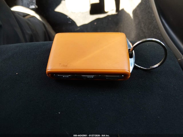 2023 VOLVO XC40 RECHARGE PURE ELECTRIC YV4ED3UW8P2076829 Photo 10