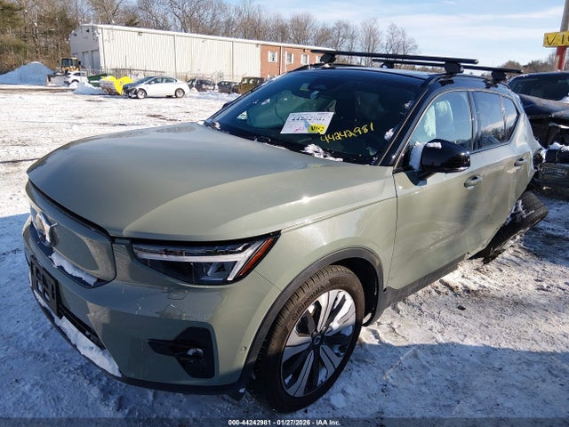 2023 VOLVO XC40 RECHARGE PURE ELECTRIC YV4ED3UW8P2076829 Photo 1