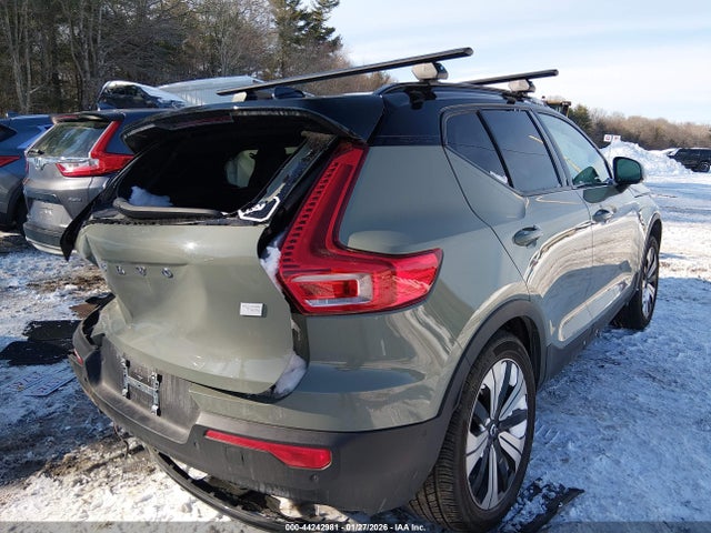 2023 VOLVO XC40 RECHARGE PURE ELECTRIC YV4ED3UW8P2076829 Photo 3