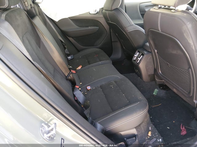 2023 VOLVO XC40 RECHARGE PURE ELECTRIC YV4ED3UW8P2076829 Photo 7