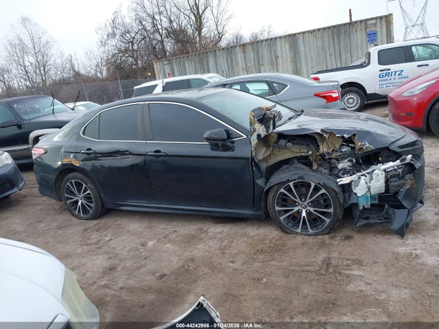 4T1B11HK0KU245762 Toyota CAMRY SE